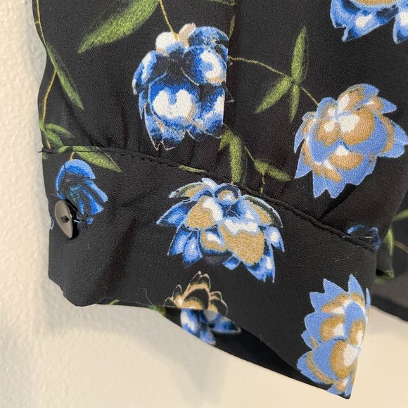 NEW Violet & Claire Women’s sz M dressy black V-neck L/S blouse top - Picture 5 of 12